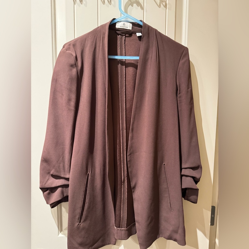 Aritzia Babaton Power blazer size 2